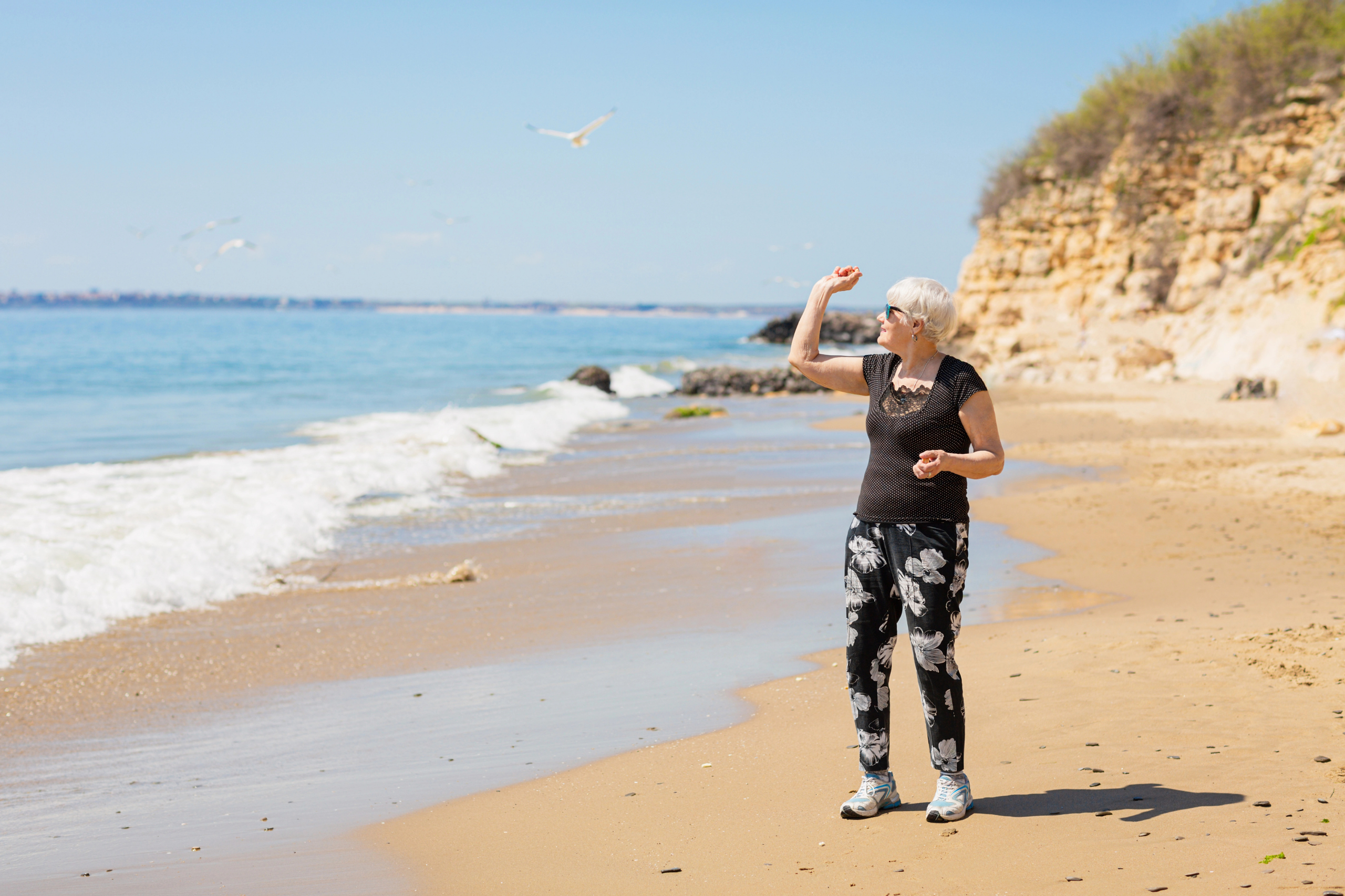 Morning sunlight and walking — cortisol regulation and stress reset