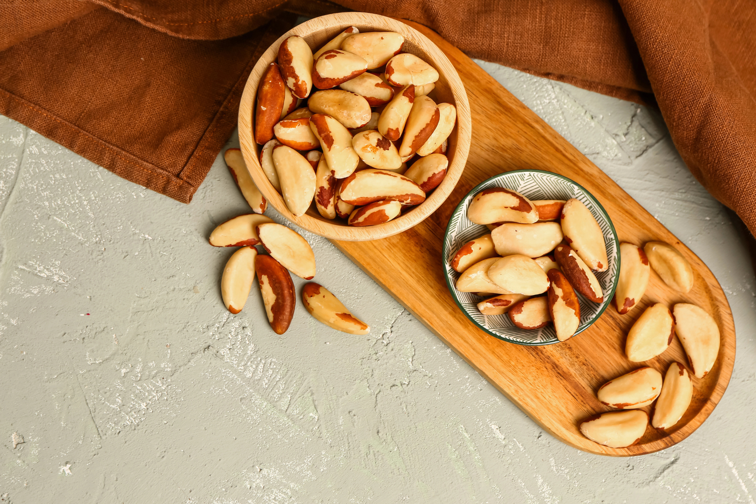 Brazil nuts for thyroid and hormone health — functional medicine nutrition