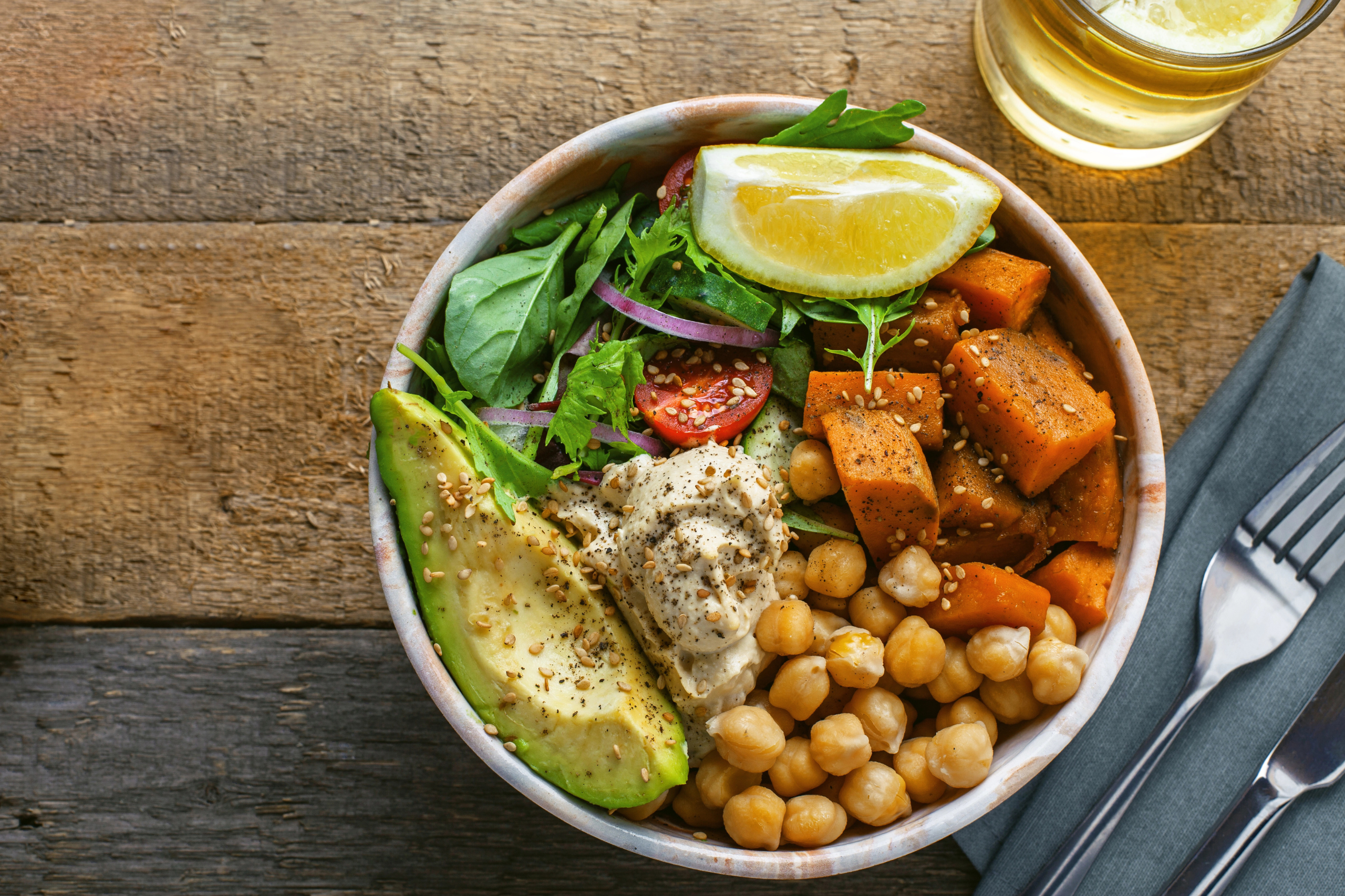 5 easy hormone-supportive meals for a busy week — functional nutrition from The Miracle Wellness Center